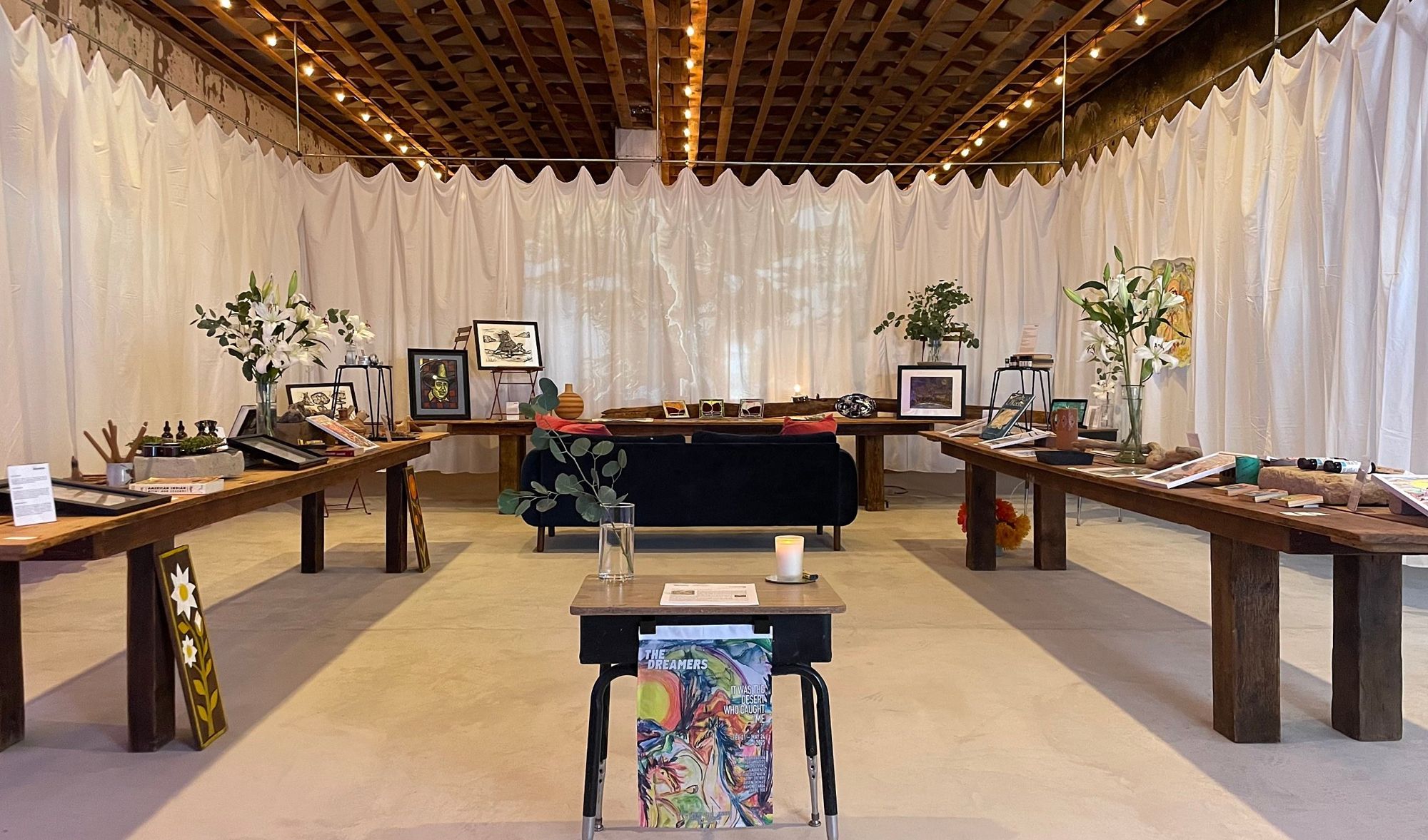 It Was the Desert Who Caught Me, installation view